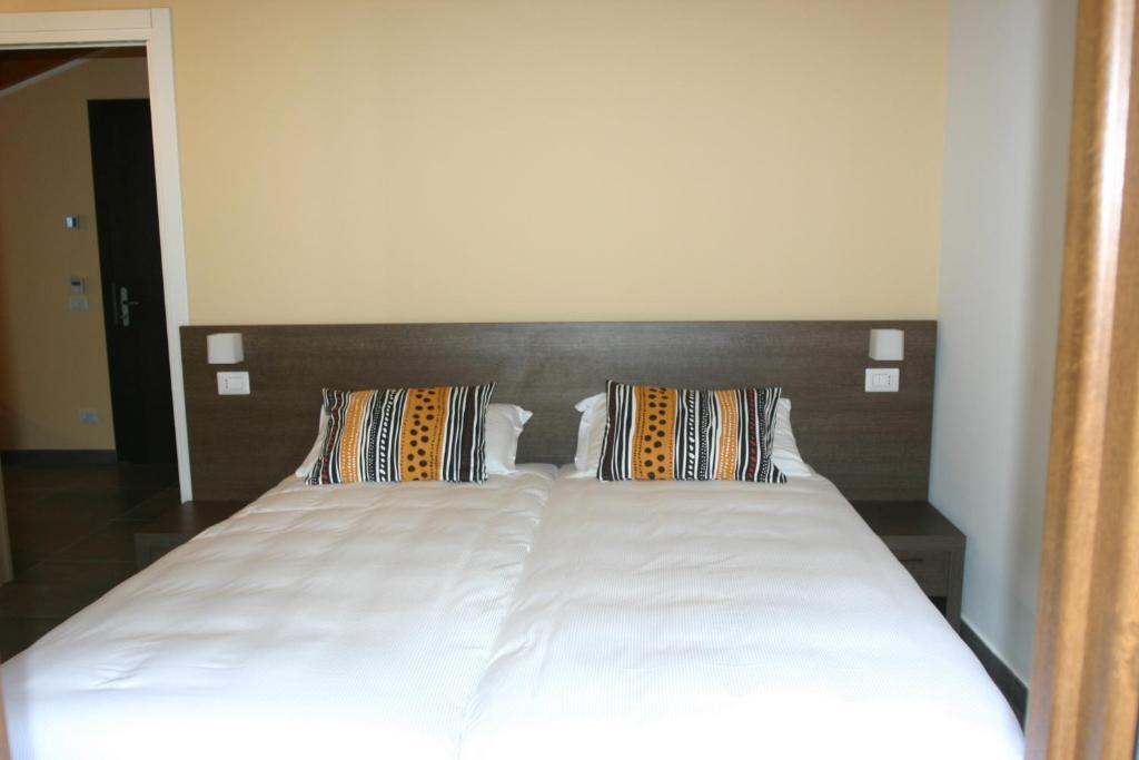 Hotel Il Mulinum Porlezza Room photo