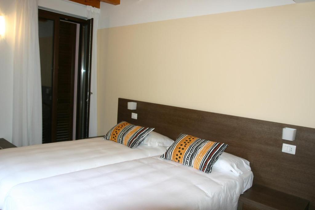 Hotel Il Mulinum Porlezza Room photo
